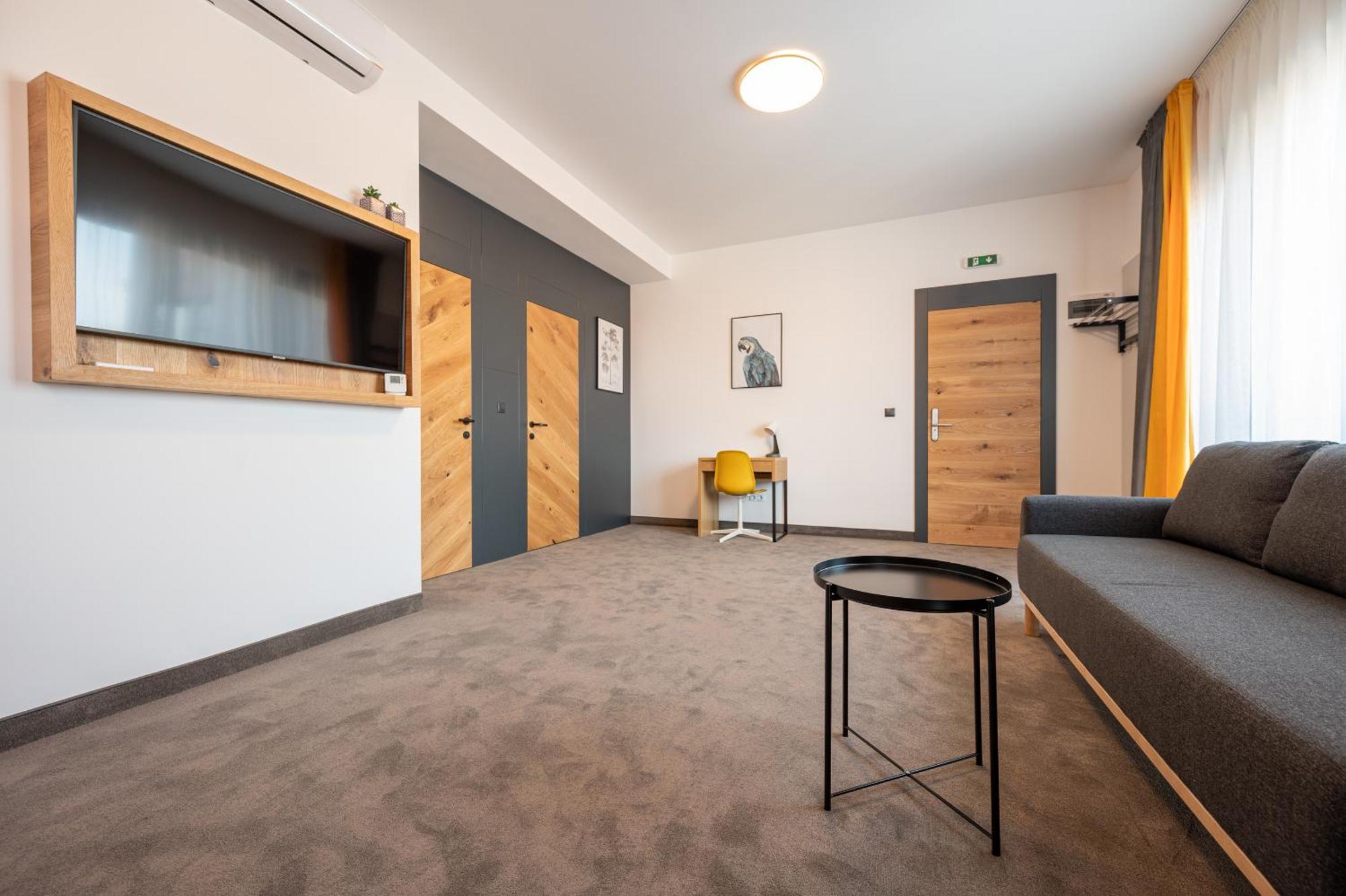 Aparthotel Calvin Oradea Zimmer foto