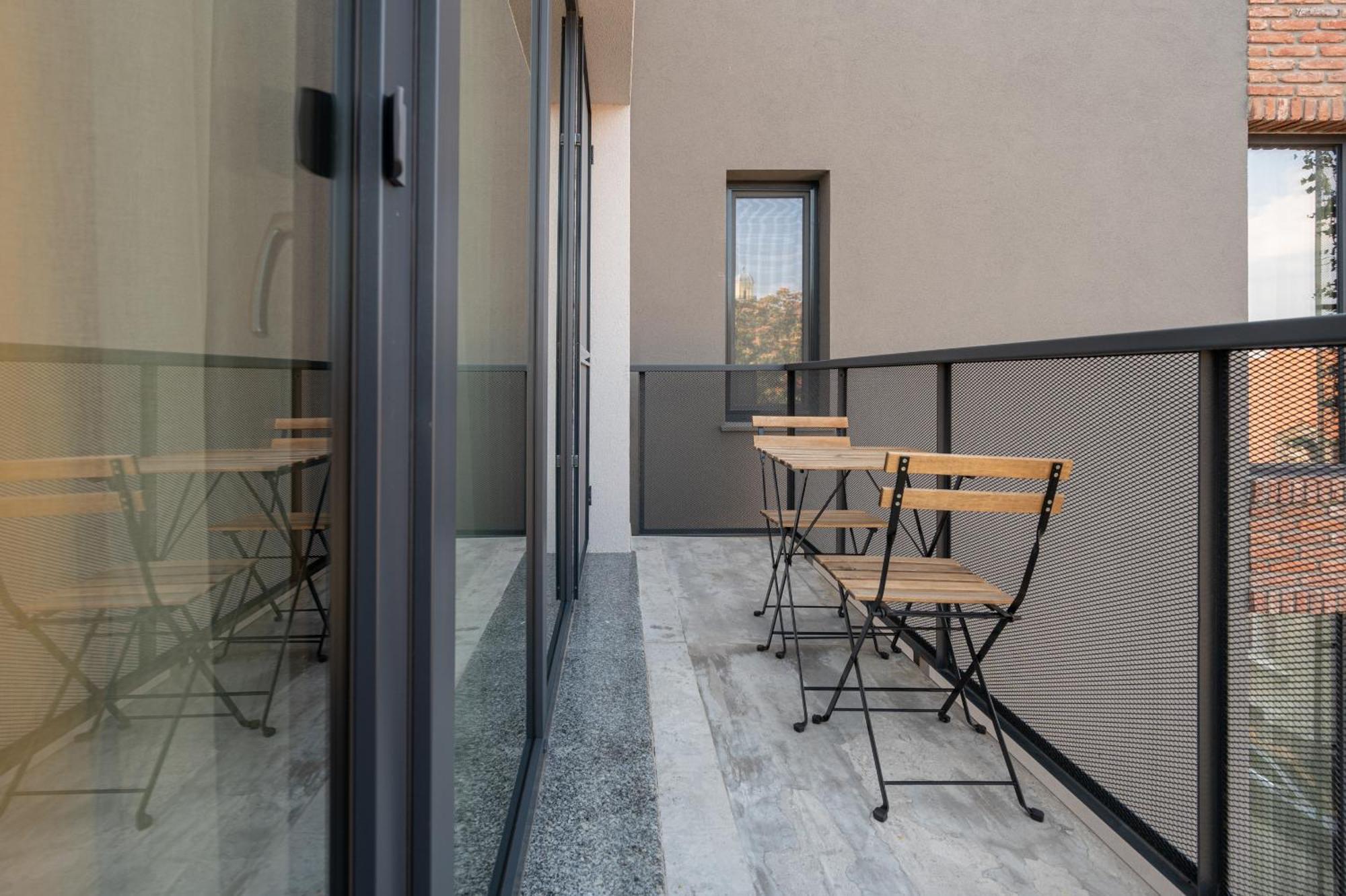 Aparthotel Calvin Oradea Zimmer foto